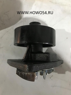 Насос водяной 6CT/6CTA8.3-C215 (на 3 болта крепления) 966841/4309478