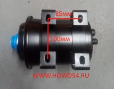 Бачок ГУР HOWO (4 крепёжных лапы) WG9100470252