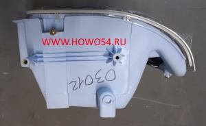 Фара передняя правая в сборе (галоген) 2008 HOWO	03012 WG9719720002-08